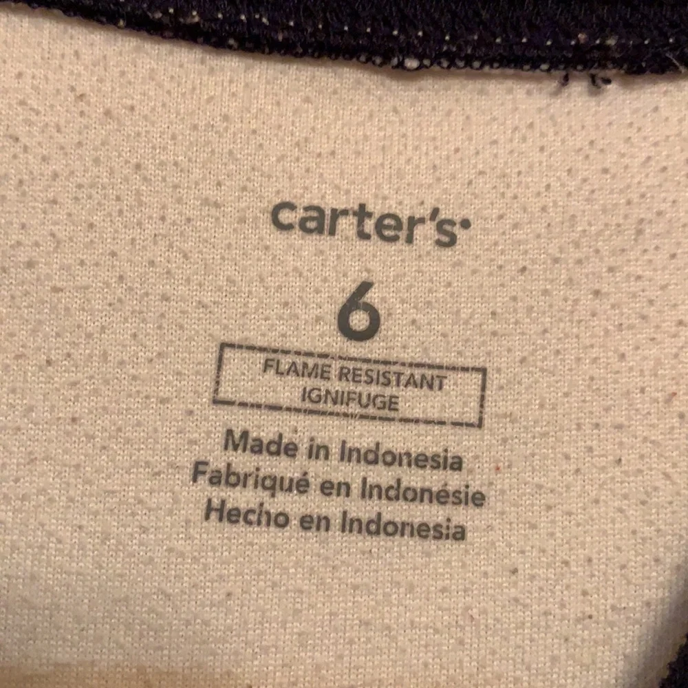 Carter’s size 6 boy’s top shirt long sleeve micro fleece baseball rookie graphic